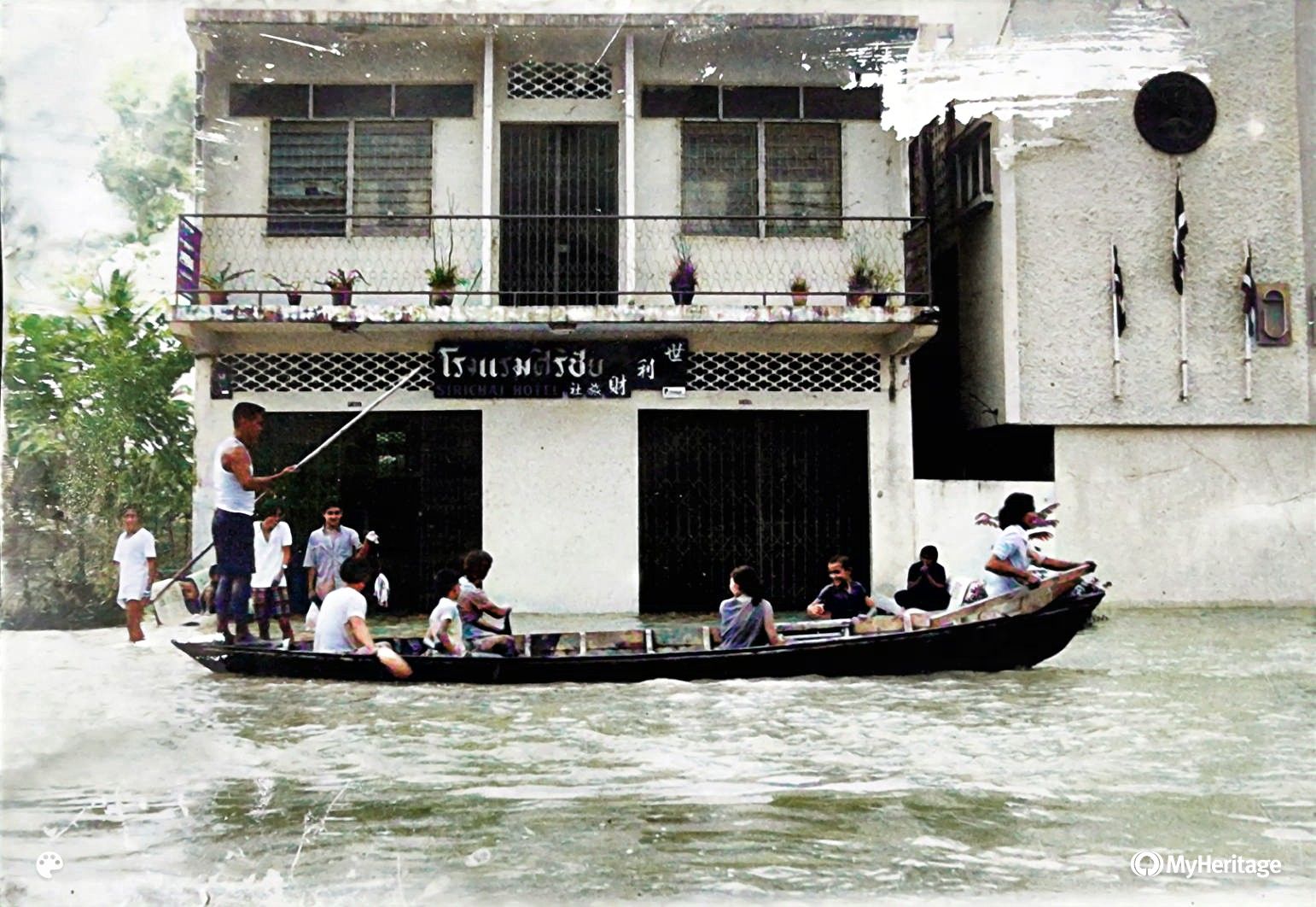 ภาพประวัติศาสตร์โรงแรมศิริชัยในช่วงน้ำท่วมเมืองกันตัง
